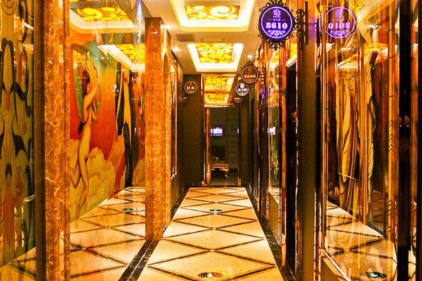 探秘成都，一杯茶养生休闲之道(成都一杯茶多少钱)